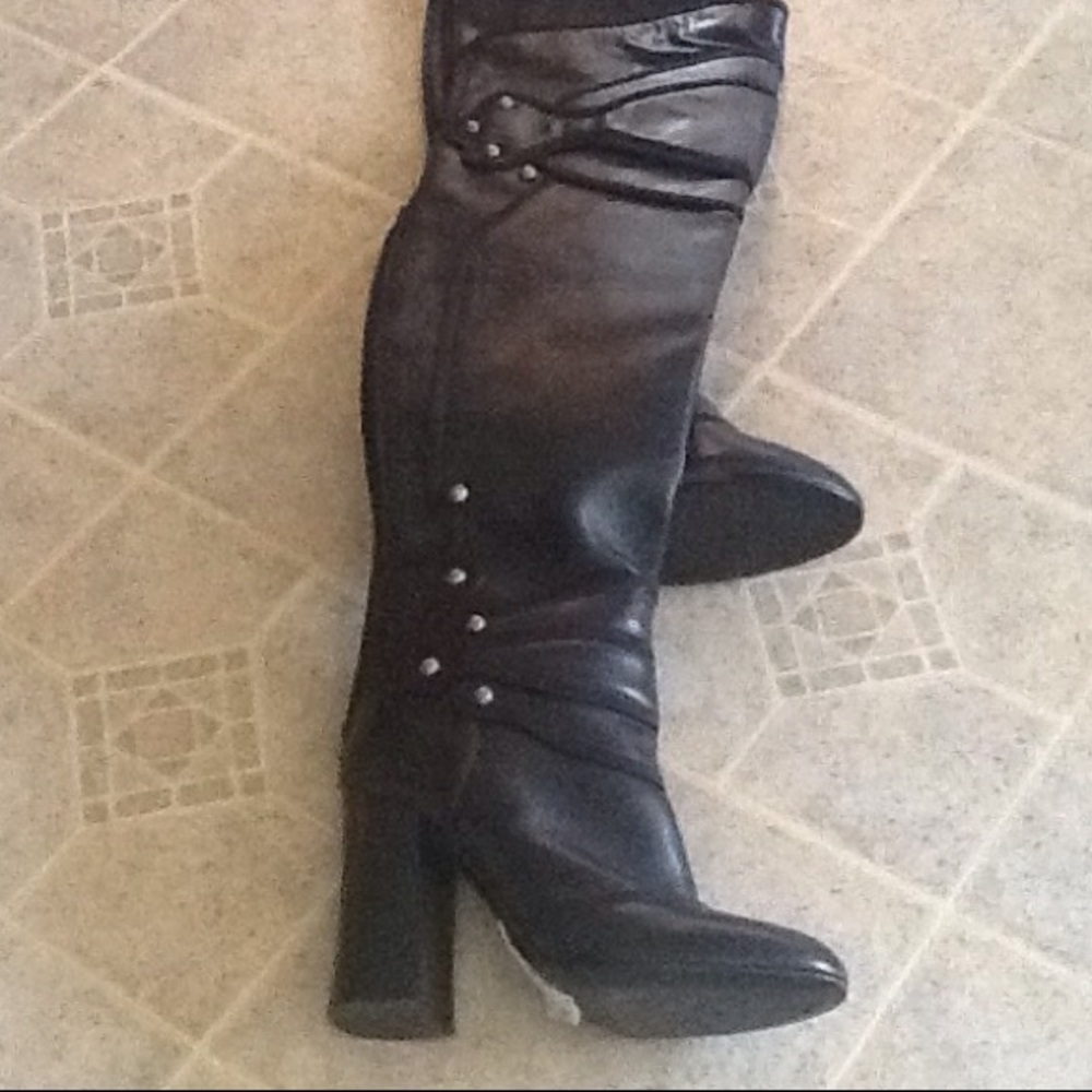 Dolce & Gabbana Thigh Hi gladiator Boots NWT 😍😍 - Picture 8 of 16